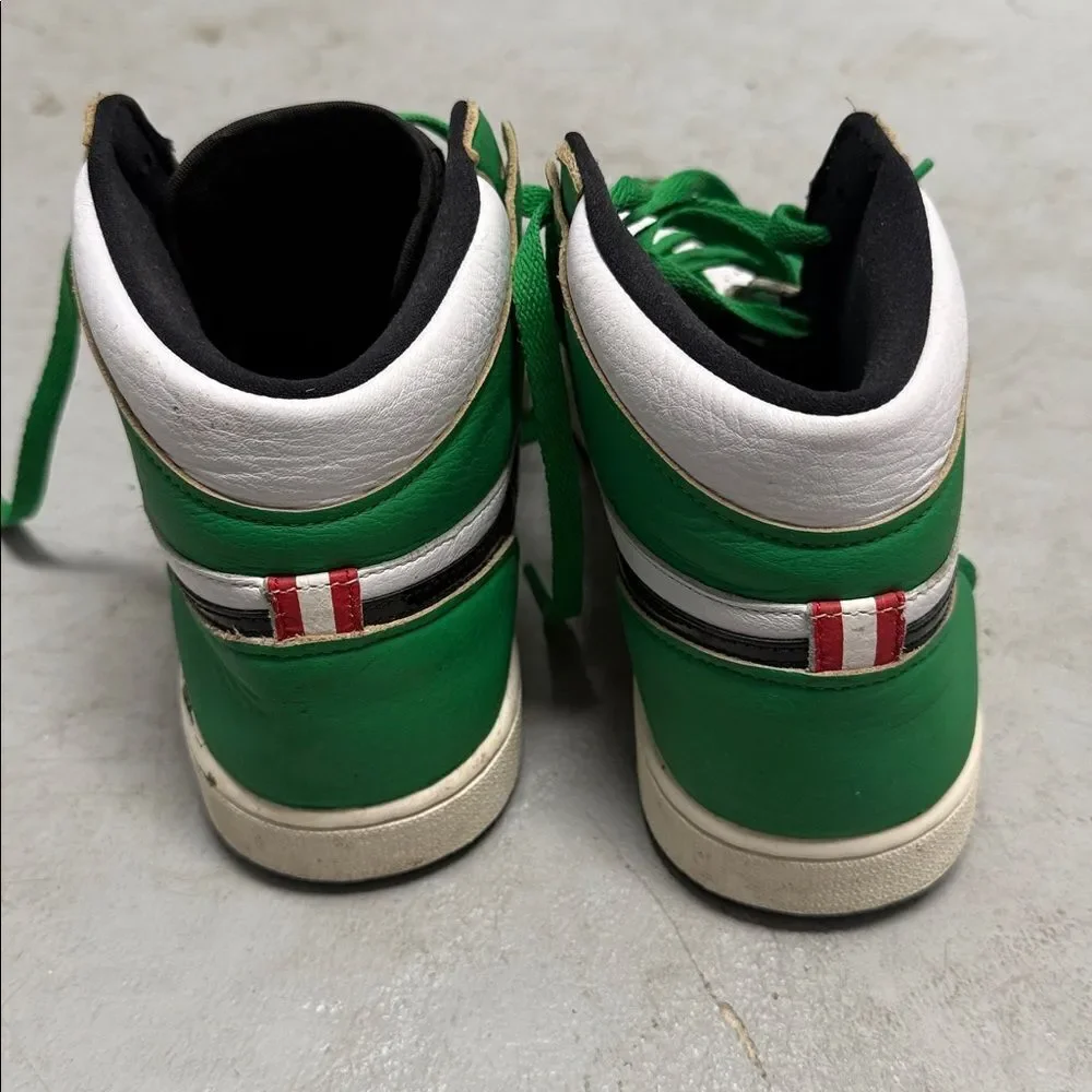 Green and White High-Top Sneakers Womens NIKE Size 10 - Great Condition